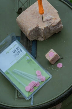 Korum Meat Stops (10pcs) -Vis Tactiek Verkoop b832c305b439f404